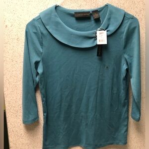 NWT teal green long sleeve shirt from Preswick   & Moore   

Size small